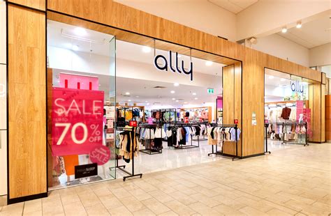 ally fashion harbour town.